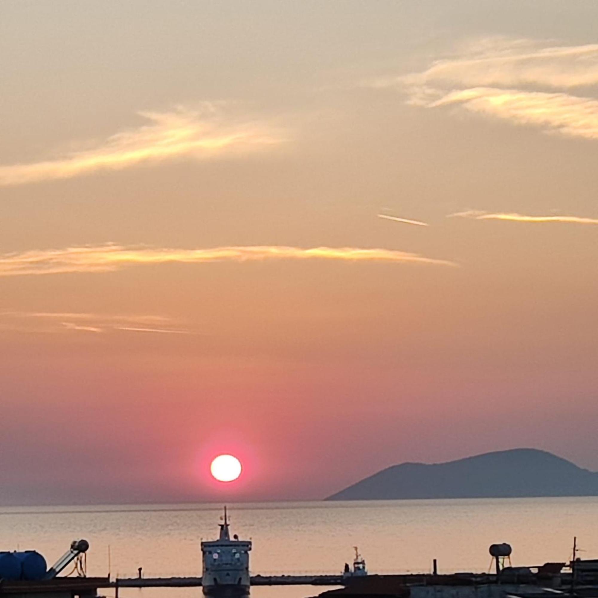 Tramonto Vlore